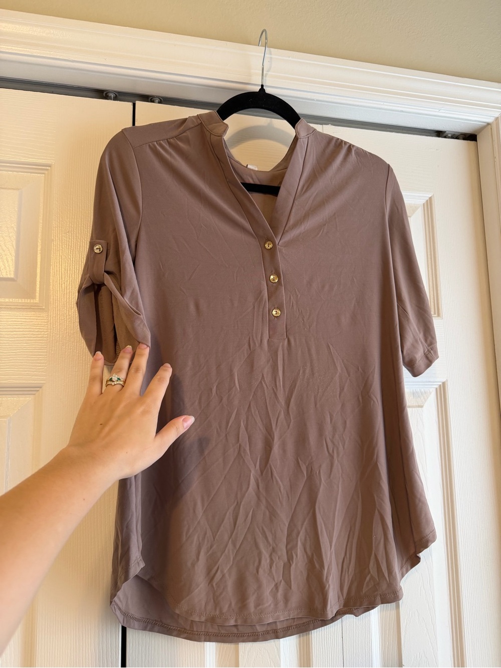Women's Taupe Button-Front Roll-Sleeve blouse